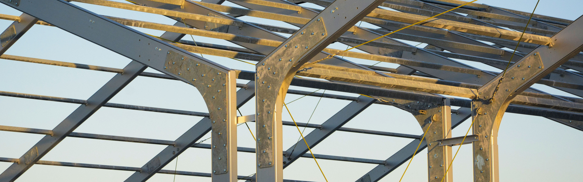 Our steel ropes for the most important roofing and tensile structures